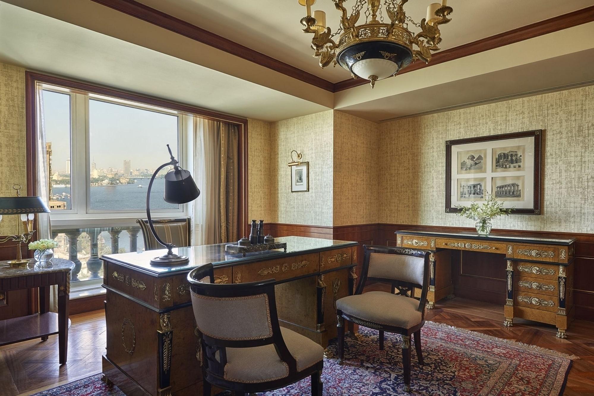 Four Seasons Cairo At The First Residence Giza Екстер'єр фото The study of a Presidential Suite