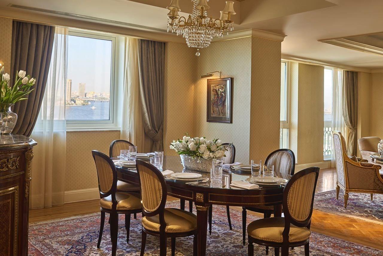 Four Seasons Cairo At The First Residence Giza Екстер'єр фото A dining room in a suite at the Four Seasons Hotel, Cairo