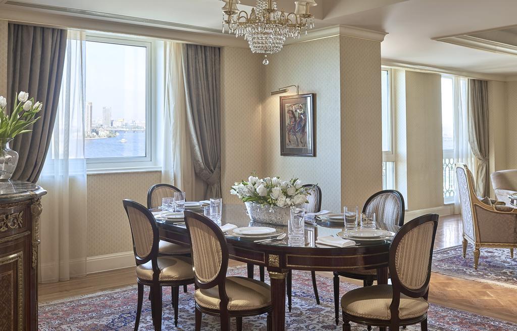 Four Seasons Cairo At The First Residence Giza Екстер'єр фото Dining room